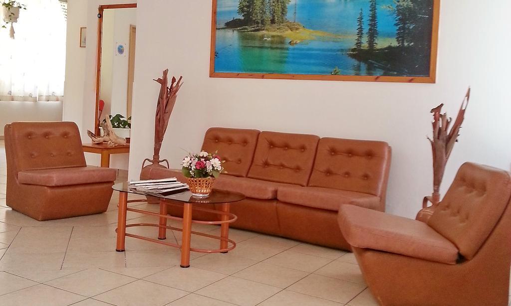 Pension Gina Метана Экстерьер фото